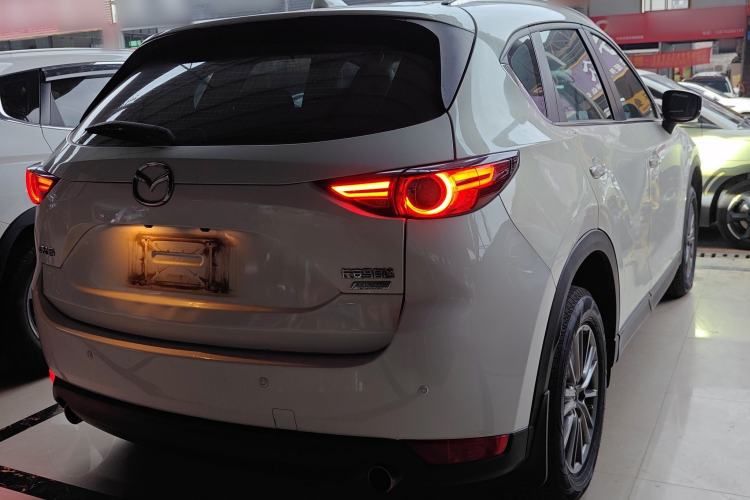 Used Mazda CX-5 2017 2.0L Automatic 2WD ZhiShang Trim China V Standard
