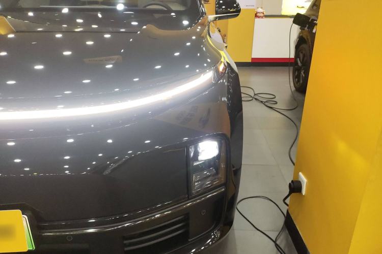 Used Li Auto L7 2023 Pro Model
