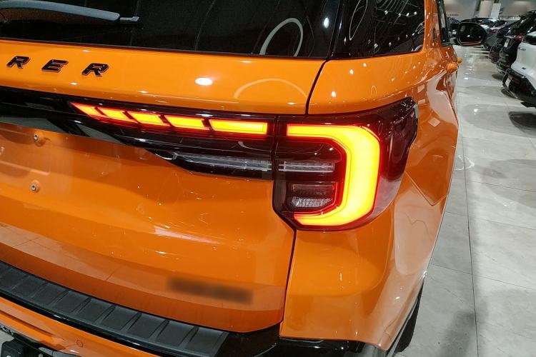 Used Ford Explorer 2024 2.3T EcoBoost Kunlun Peak Edition 7-Seater
