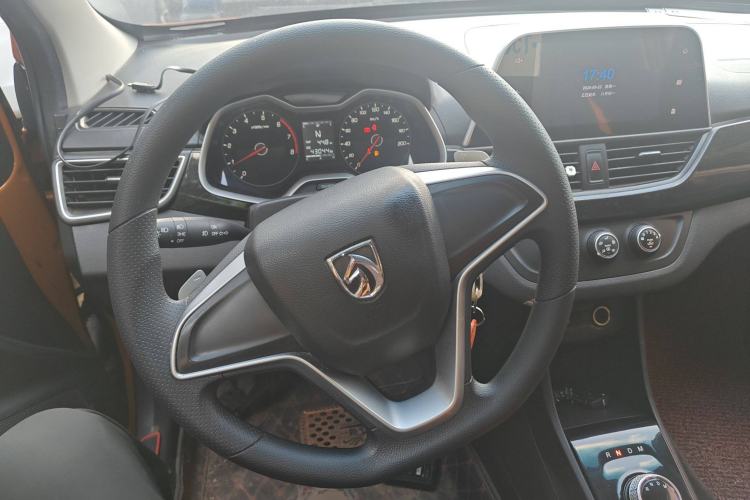 Used Baojun 310 2017 1.5L Automatic Fashion Model

