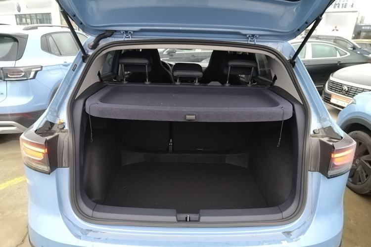 Used Volkswagen Tharu 2025 NewRui 300TSI Prestige Edition