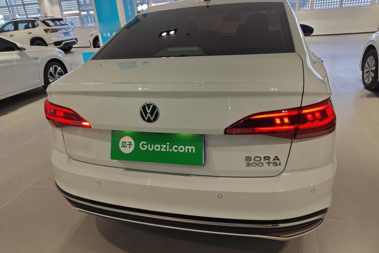 Used Volkswagen Bora 2023 300TSI DSG Prestige Edition