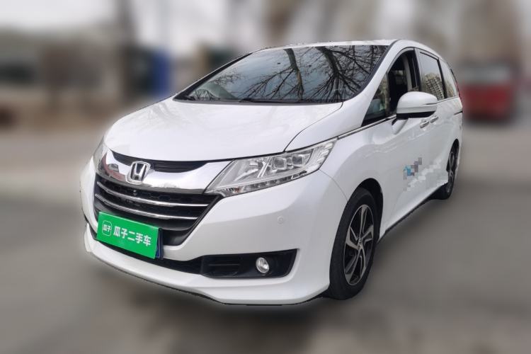 Used Honda Odyssey 2015 Revised Version 2.4L Supreme Edition