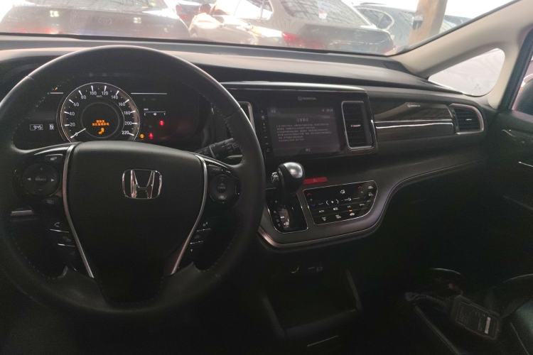 Used Honda Elysion 2016 2.4L Luxury Edition