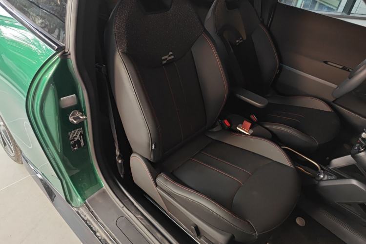 Used  Electric MINI COOPER 2024 452km COOPER SE Racing Driver
