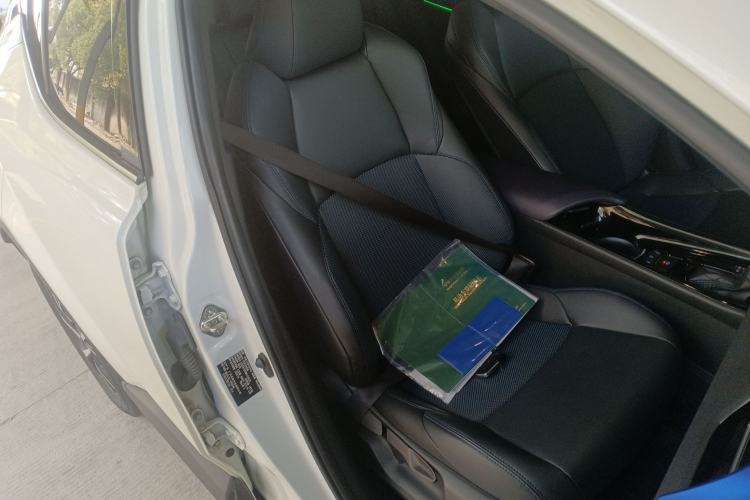 Used Toyota C-HR 2020 2.0L Leading Edition
