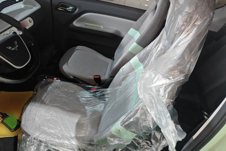 Used Wuling Hongguang MINIEV 2021 Macaron Fashion Model Lithium Iron Phosphate