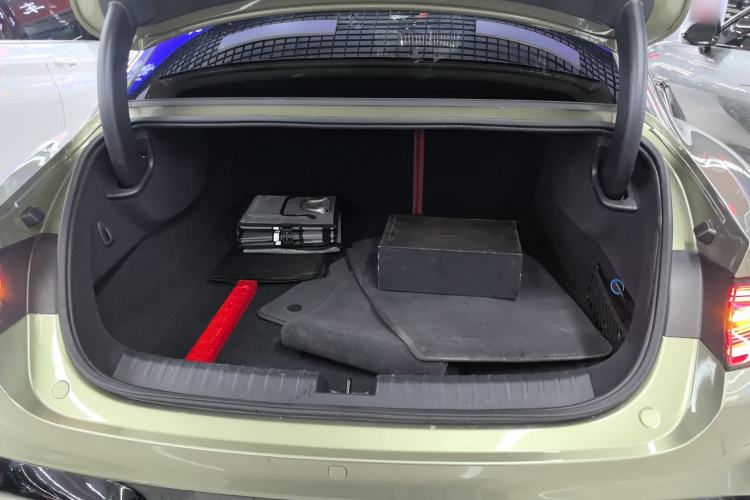 Used  SU7 2024 Four-Wheel-Drive Max Founder's Edition