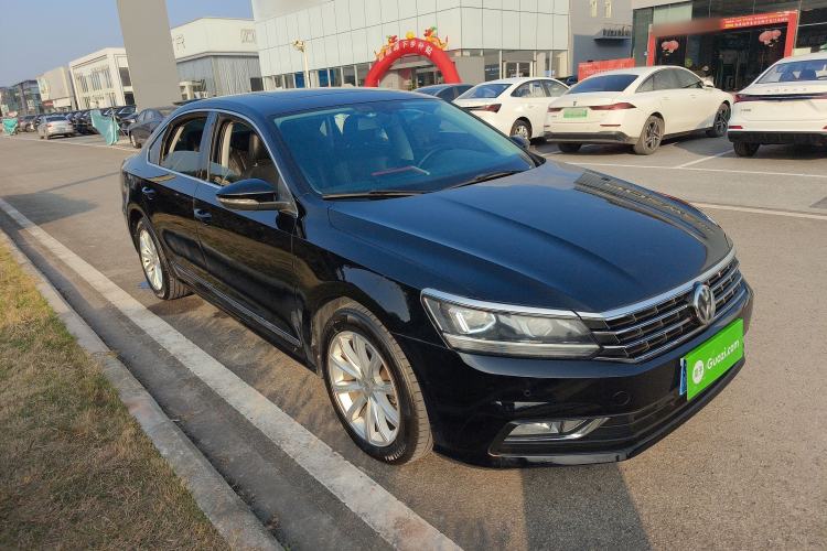 Used Volkswagen Passat 2017 330TSI DSG Luxury Edition
