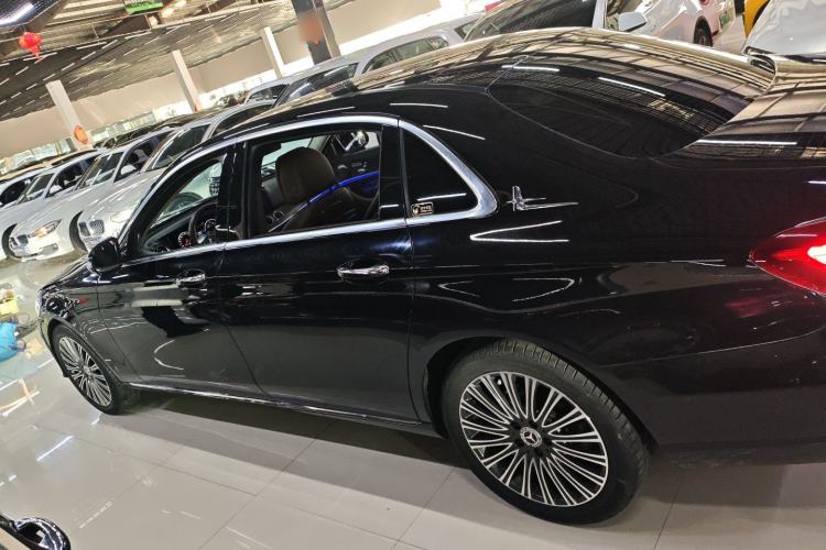 Used Mercedes-Benz E-Class 2016 E 200 L
