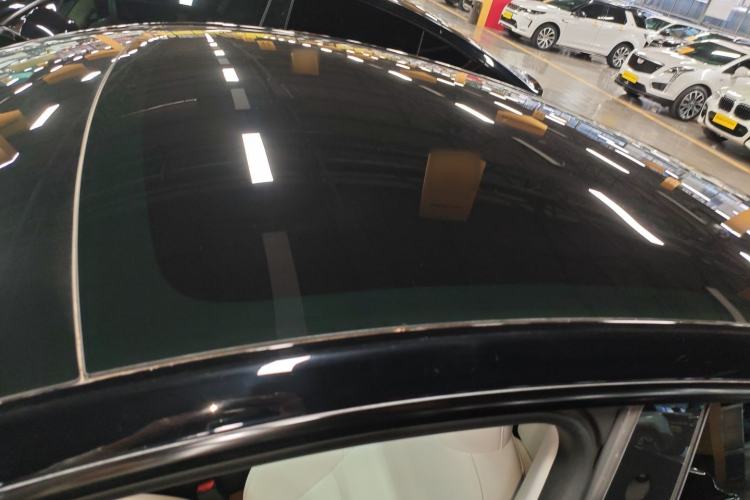 Used Tesla Model Y 2023 Rear-Wheel-Drive Version
