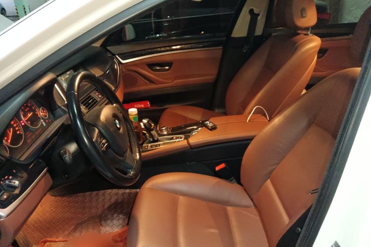 Used BMW 5 Series 2017 520Li Elegant Edition
