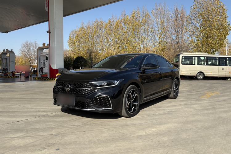 Used Volkswagen Passat 2024 330TSI Starry Elite Edition
