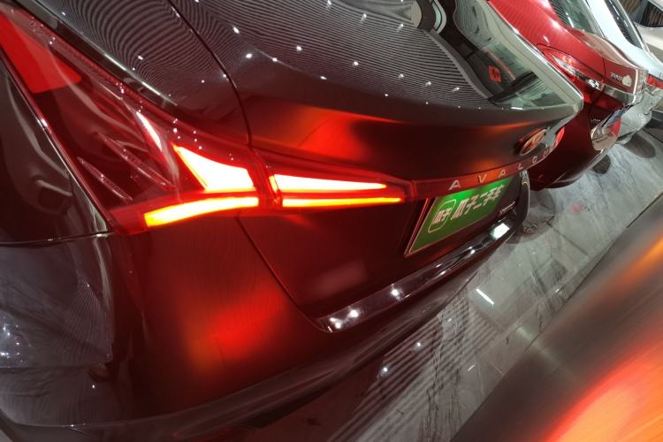 Used Toyota Avalon 2023 Dual-Engine 2.5L Luxury Edition