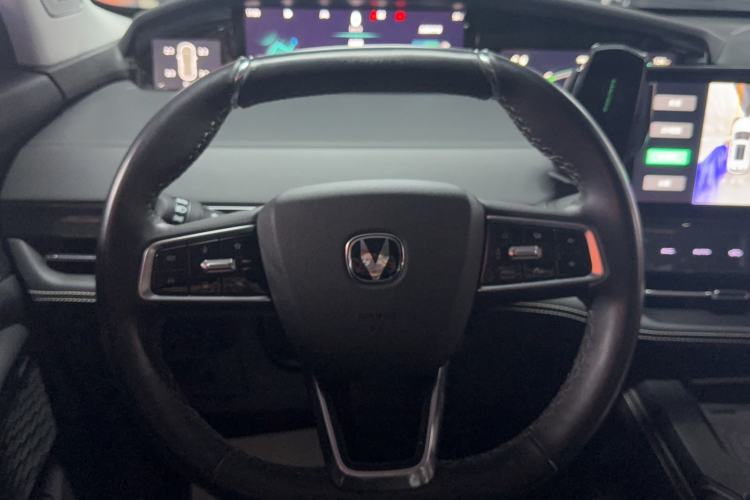 Used Changan UNI-K 2024 2.0T Two-Wheel Drive YueShang Trim
