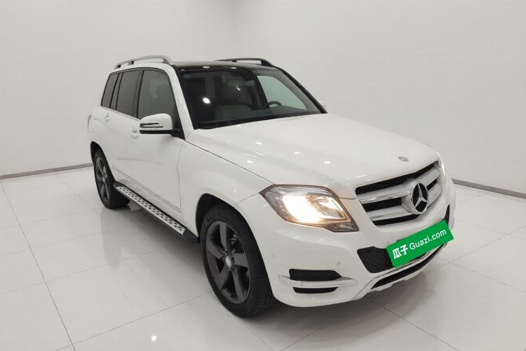 Used Mercedes-Benz GLK-Class 2013 GLK 300 4MATIC Dynamic Sunroof Model