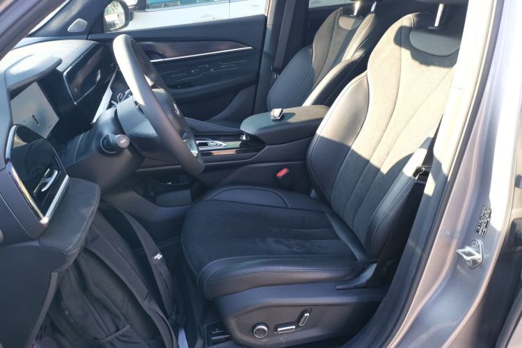 Used Geely Auto Monjaro L 2024 2.0TD High-Power Automatic Two-Wheel Drive Skyline Edition
