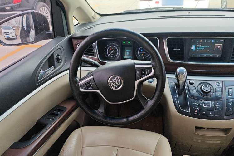 Used Buick GL8 2017 25S Luxury Version China V Standard
