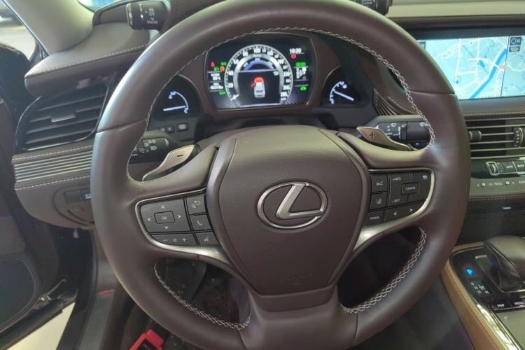 Used Lexus LS 2020 500h Excellence Edition China VI standard