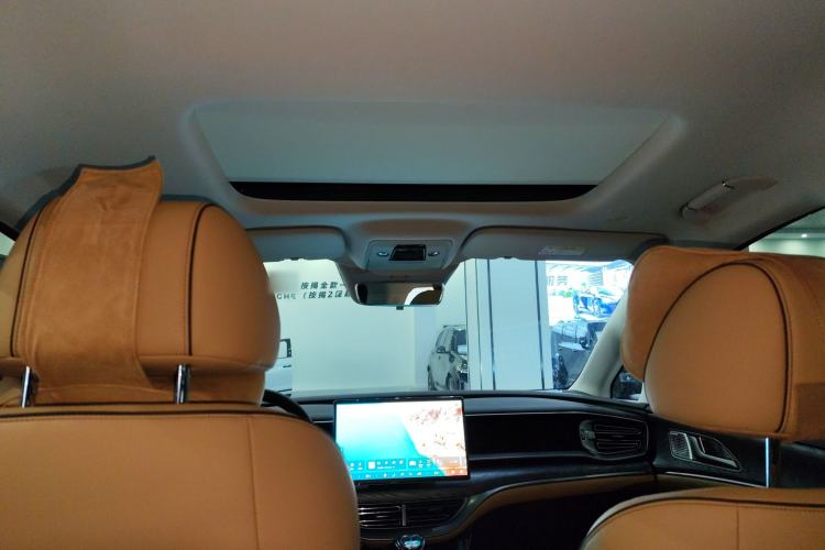 Used Denza D9 2024 DM-i 1050 Luxury Model