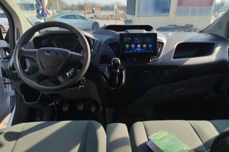 Used Ford Transit 2019 2.0T Diesel Multi-Purpose Commercial Vehicle Short Wheelbase Mid-Roof Design 6-Seater China VI Standard
