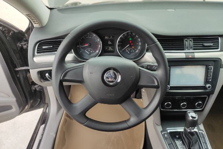 Used Skoda Superb 2013 1.4TSI DSG Sport Edition