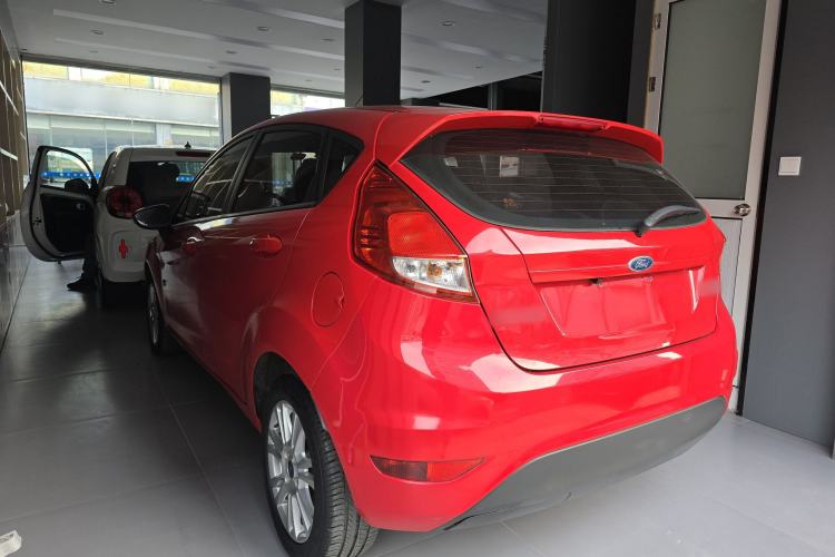 Used Ford Fiesta 2013 Hatchback 1.5L Automatic Fashion Edition
