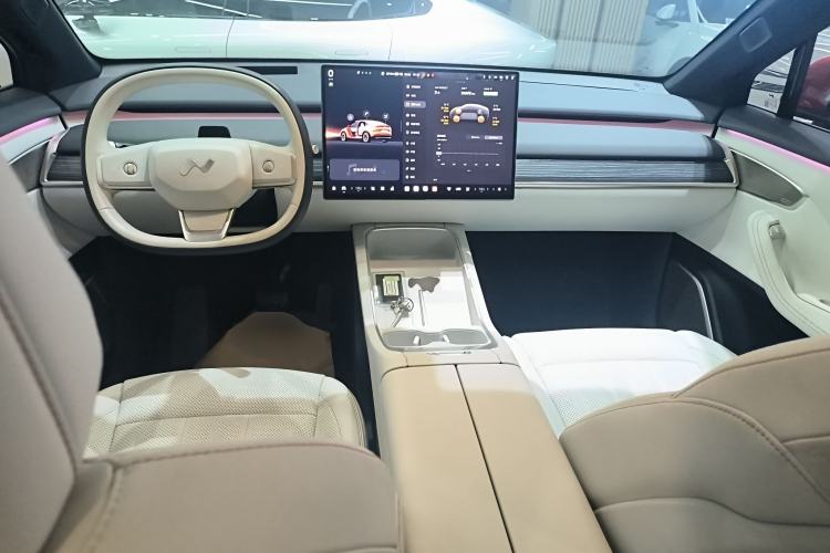 Used ONVO L60 2024 60 kWh Rear-Drive Version