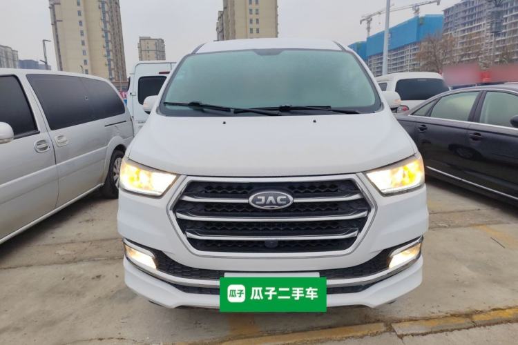 Used  M4 2016 2.0L Manual Luxury Smart Version