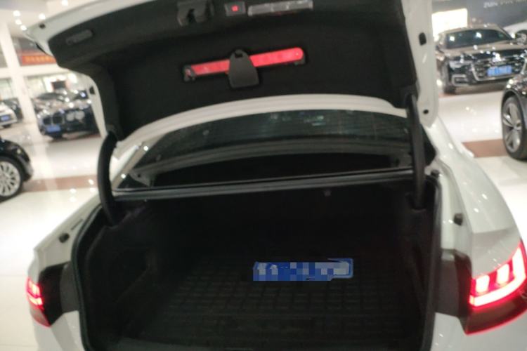 Used Audi A4L 2022 40 TFSI Luxury Dynamic Model
