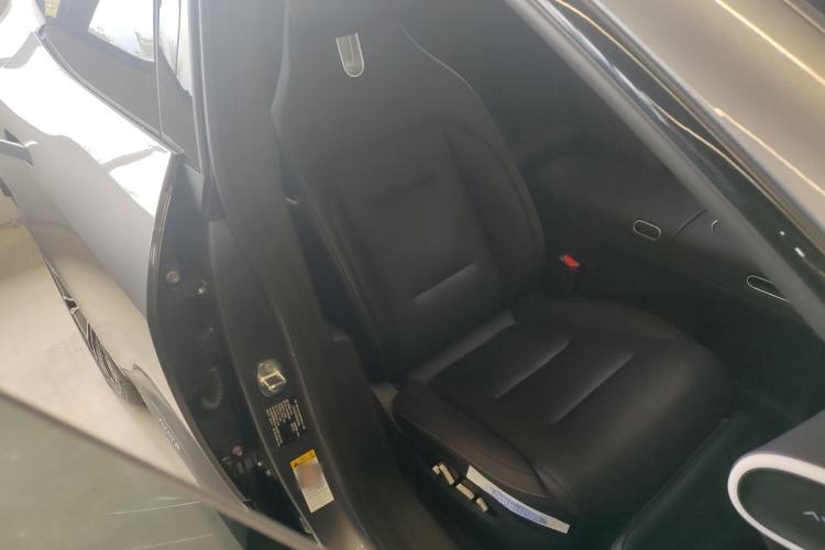 Used  07 2024 Max Extended-Range Edition