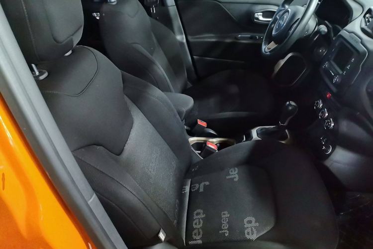 Used  Renegade 2017 180T Automatic High-Energy Version
