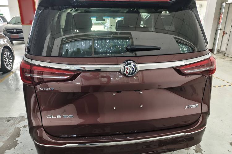 Used Buick GL8 2022 ES Landtrek 653T Luxury Edition
