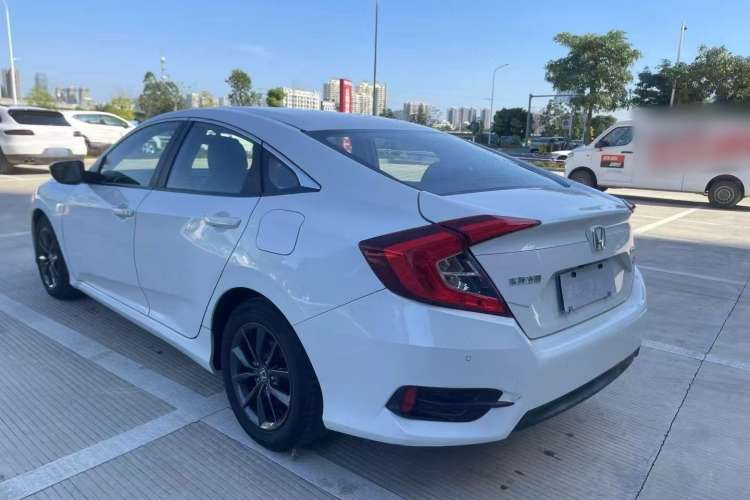 Used Honda Civic 2016 220TURBO CVT Luxury Edition
