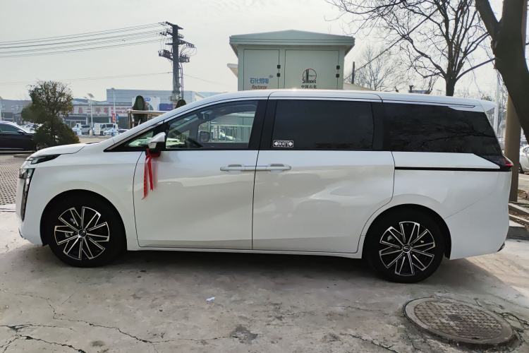 Used GAC Trumpchi Trumpchi E8 2024 Honor Series 2.0L Honor Edition
