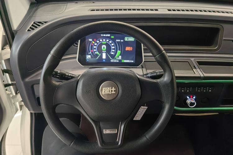 Used  01 2023 Light Edition 1.5kW Charging Single-Row Closed-Body 2-Seater Cargo Van
