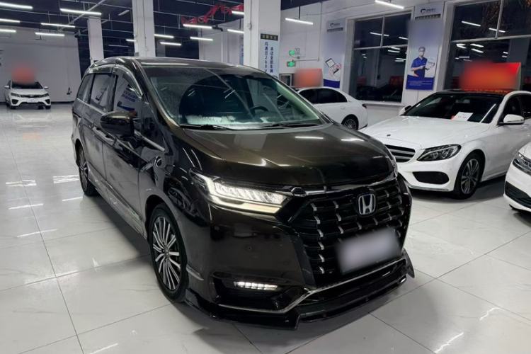 Used Honda Elysion 2022 2.0L eHEV Prestige Edition
