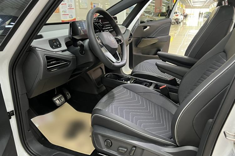 Used Volkswagen ID.3 2024 Outstanding Edition
