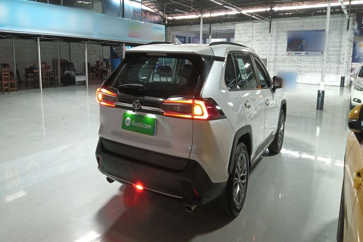 Used Toyota Wildlander 2023 2.0L CVT Four-Wheel Drive Luxury PLUS Edition
