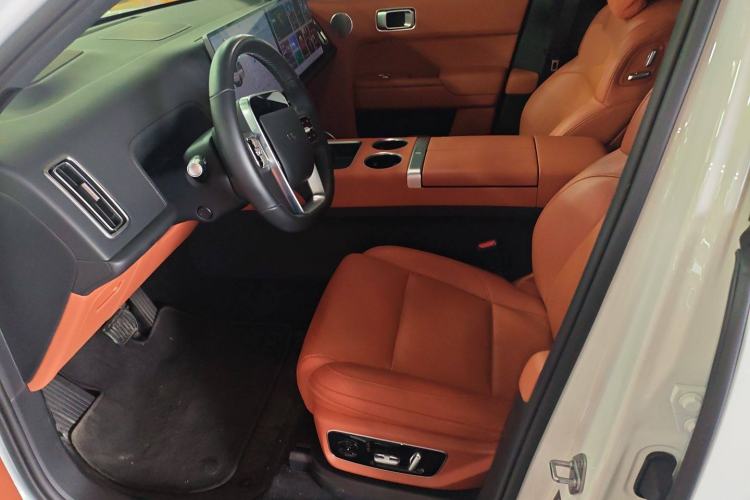 Used Li Auto L7 2023 Pro Model
