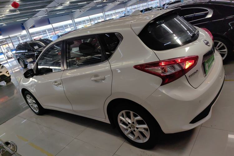 Used Nissan Tiida 2021 1.6L CVT Cool Edition