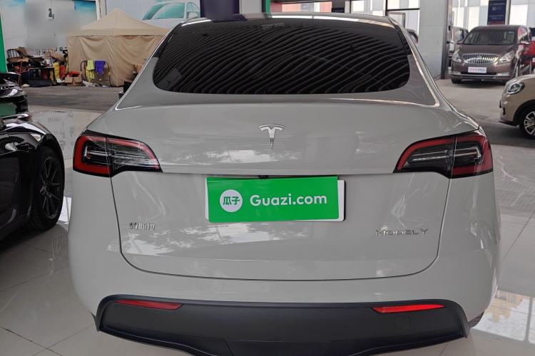 Used Tesla Model Y 2024 Long-Range All-Wheel-Drive Version