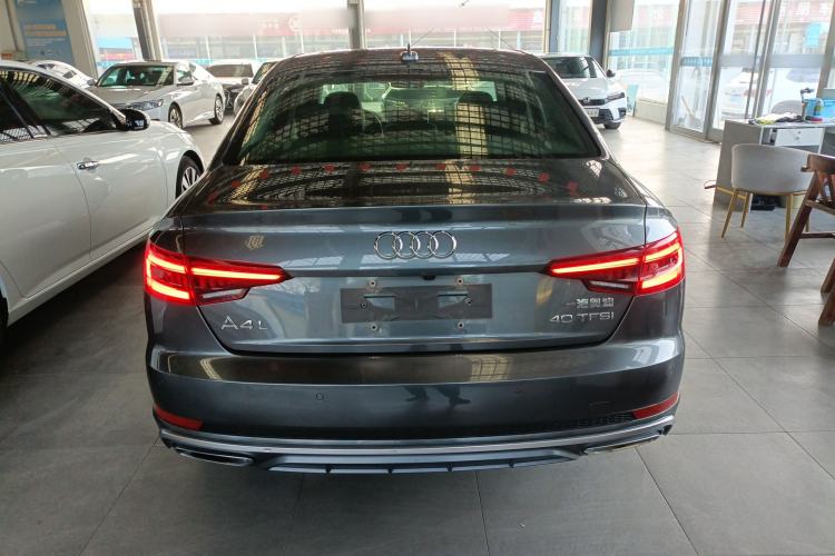 Used Audi A4L 2019 40 TFSI Fashion Edition China VI Emission Standard
