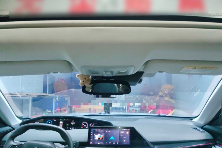 Used Changan UNI-V iDD 2023 ZhiDian iDD 1.5T 113km ZhiKu Model
