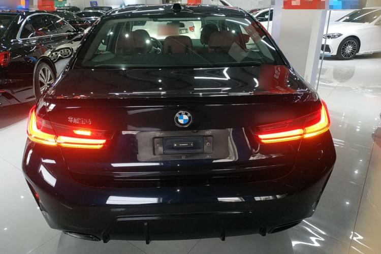 Used BMW 3 Series 2025 330Li M Sport Shadowline Package
