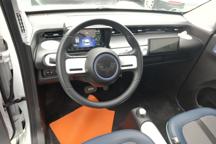 Used Wuling Hongguang MINIEV 2022 GAMEBOY 200km Gaming Edition with Lithium Iron Phosphate