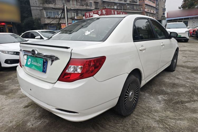 Used BYD F3 2015 Energy-Saving Edition 1.5L Manual Luxury Model

