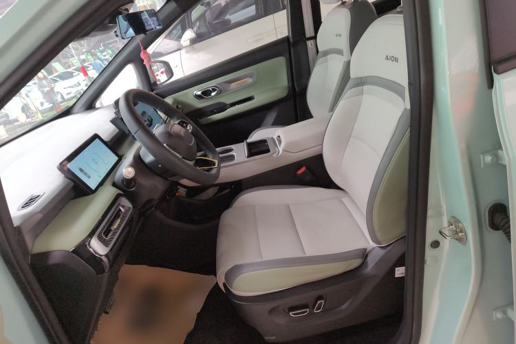 Used AION Y 2023 Plus 510 Smart Edition