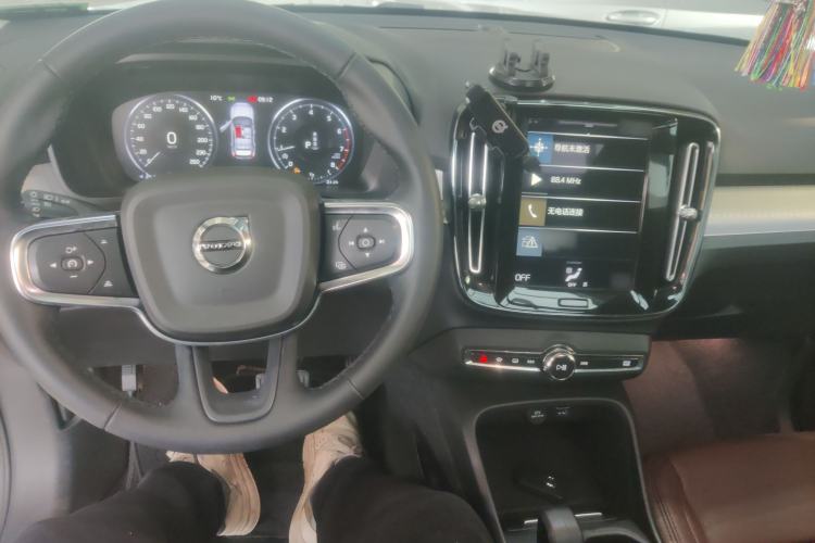 Used Volvo XC40 2022 T4 Four-Wheel Drive Smart & Stylish Edition
