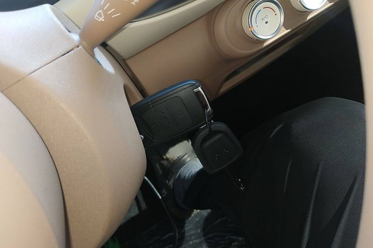 Used Wuling Hongguang MINIEV 2025 Four-Door Version Advanced Edition
